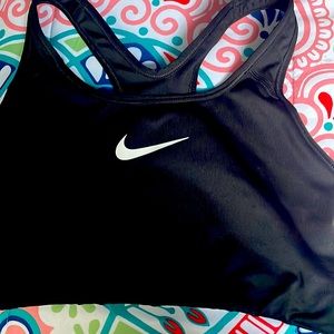 Size medium like new . Worn once or twice